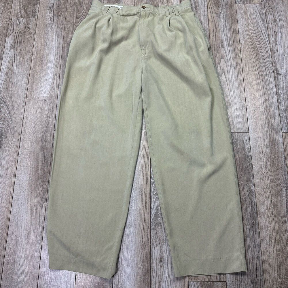 Tommy Bahama Pants Mens Size 35 Waist Beige 100% Silk Pleated Front Casual Soft